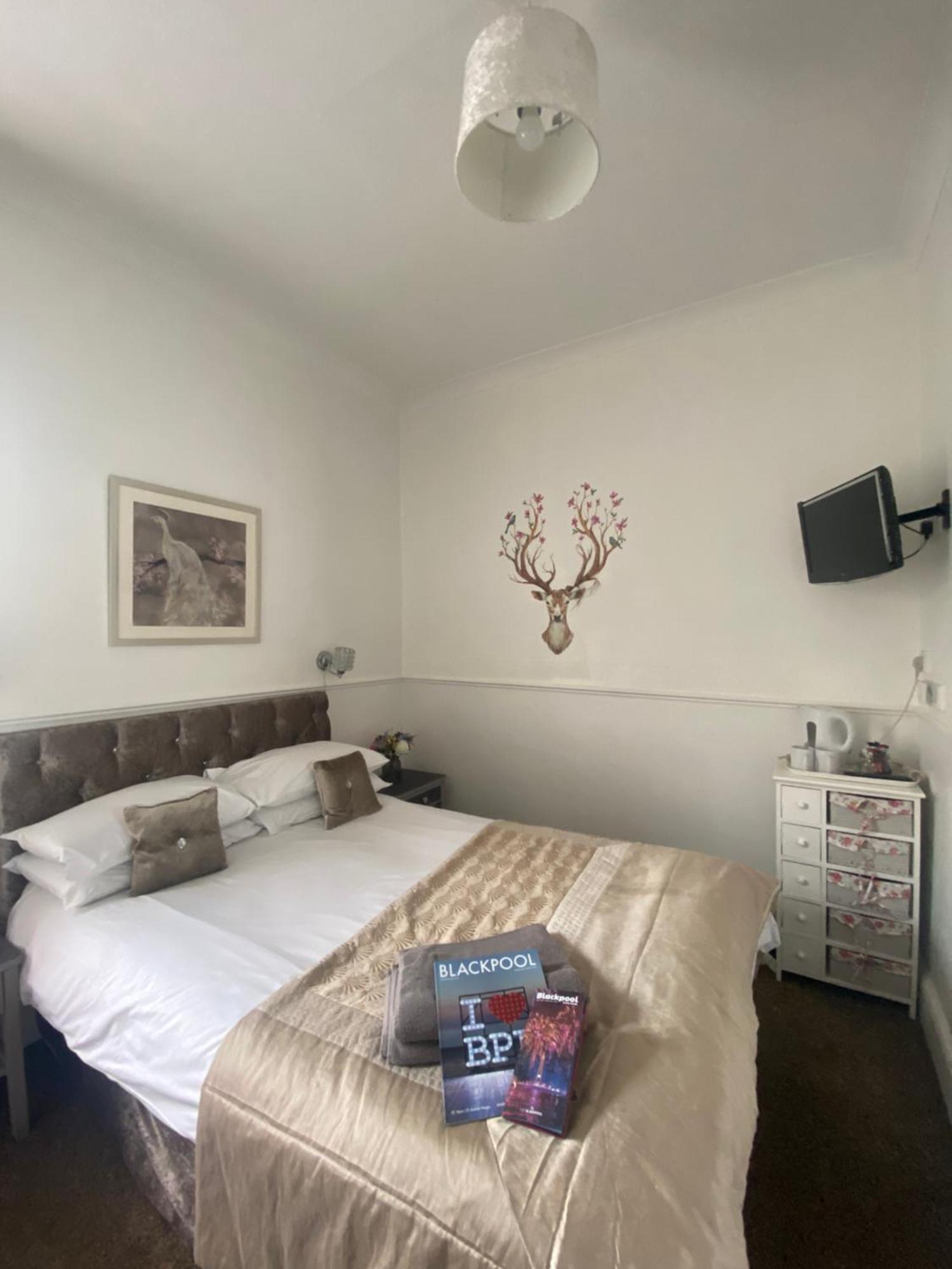 Mayfair Hotel Blackpool Esterno foto